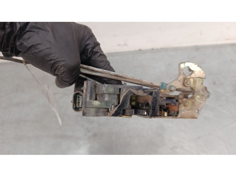Recambio de cerradura puerta delantera izquierda para daewoo lanos (klat) 1.3 referencia OEM IAM   