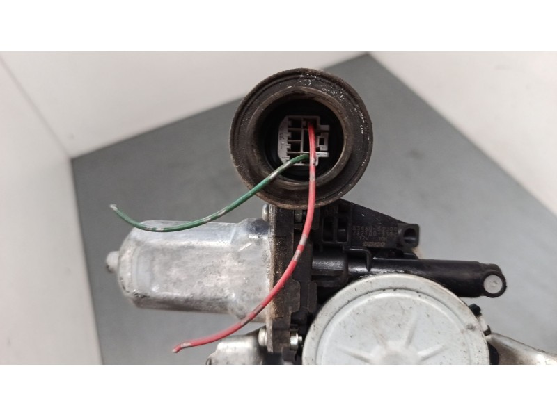 Recambio de elevalunas electrico delantero izquierdo para suzuki swift iii (mz, ez) 1.3 (rs 413) referencia OEM IAM 8346063J00  