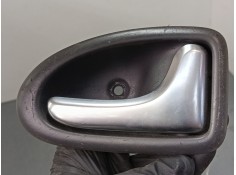 Recambio de maneta interior puerta delantera derecha para renault megane i kombi van (ka_) 1.4 (ka0d) referencia OEM IAM 8200028