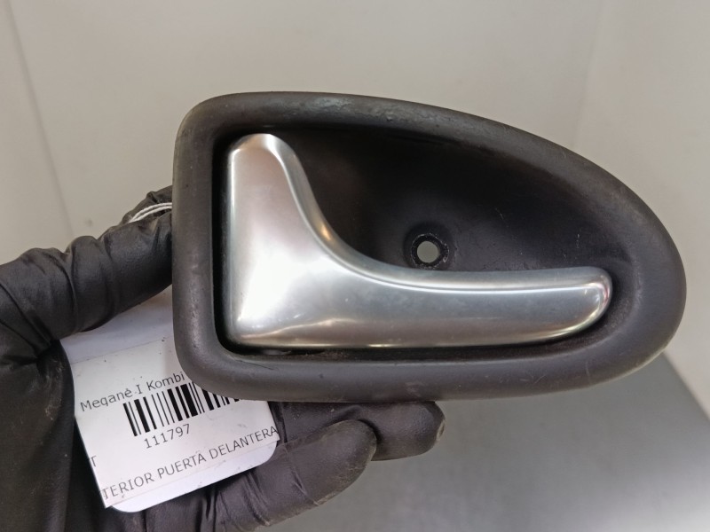 Recambio de maneta interior puerta delantera izquierda para renault megane i kombi van (ka_) 1.4 (ka0d) referencia OEM IAM 82000