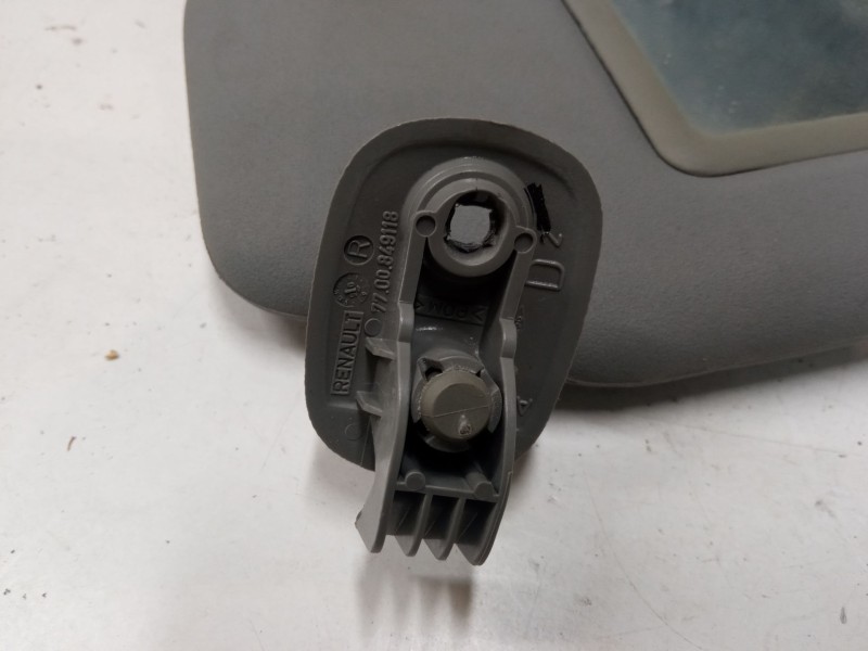 Recambio de parasol derecho para renault clio ii (bb_, cb_) 1.5 dci (b/c2j) referencia OEM IAM   