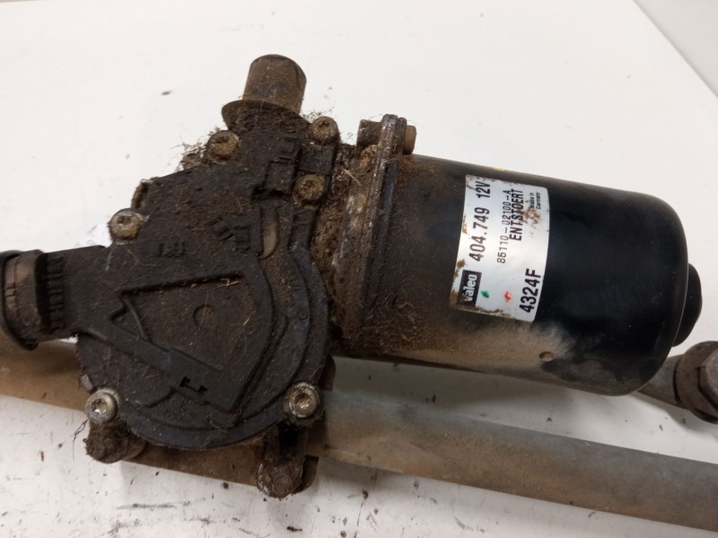Recambio de motor limpia delantero para toyota corolla (_e12_) 2.0 d-4d (cde120r_, cde120l_) referencia OEM IAM 8511002100A  