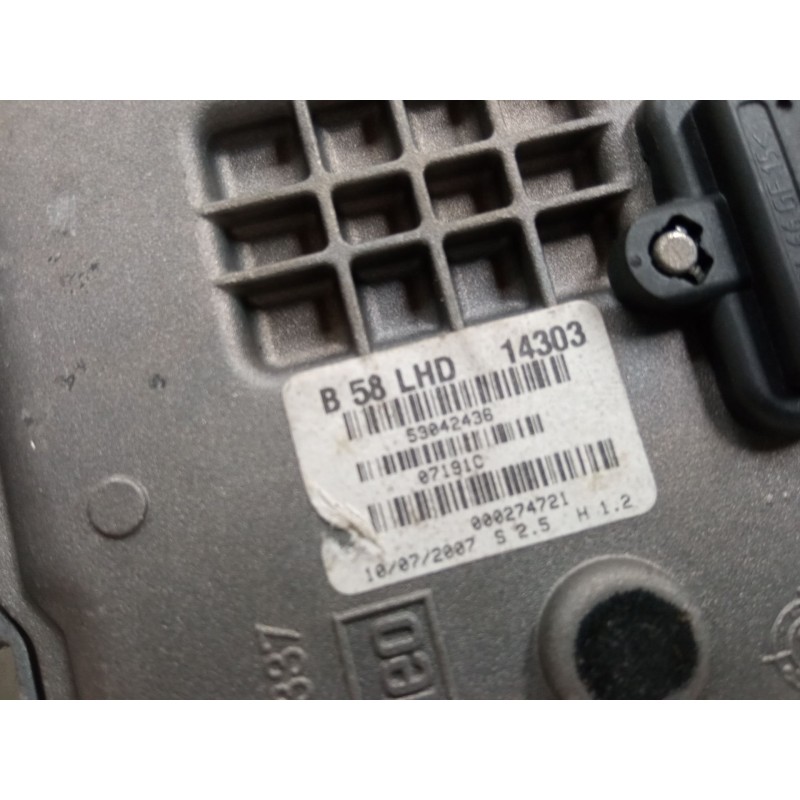 Recambio de motor limpiaparabrisas delantero izquierdo para citroën c4 grand picasso i (ua_) 2.0 hdi 138 referencia OEM IAM   