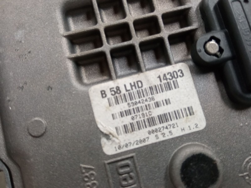 Recambio de motor limpiaparabrisas delantero izquierdo para citroën c4 grand picasso i (ua_) 2.0 hdi 138 referencia OEM IAM   