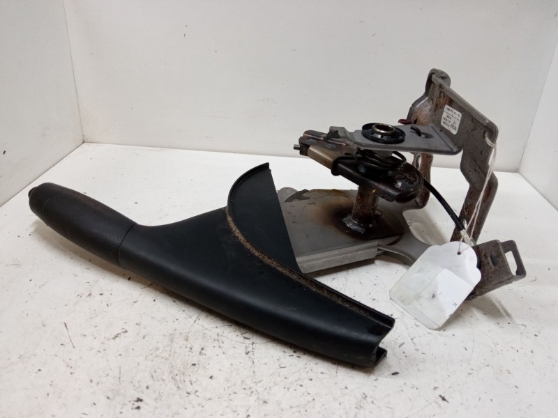 Recambio de palanca freno de mano para nissan juke (f15) 1.6 referencia OEM IAM 360101KKQA  
