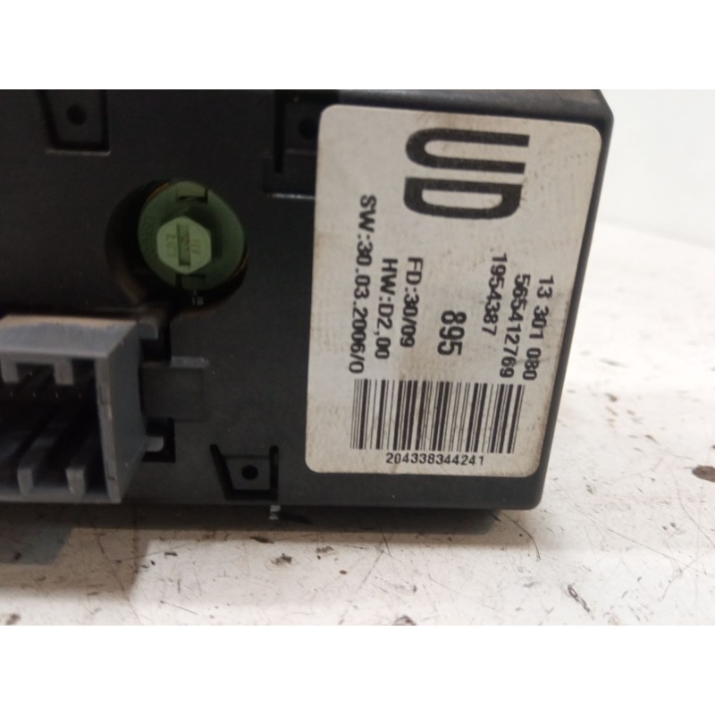 Recambio de pantalla interior reloj para opel corsa d (s07) 1.2 (l08, l68) referencia OEM IAM 565412769  
