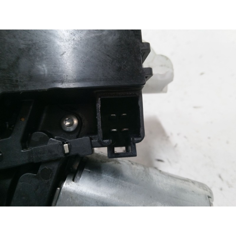Recambio de motor limpia trasero para toyota yaris (_p9_) 1.4 d-4d (nlp90_) referencia OEM IAM 0390201825  