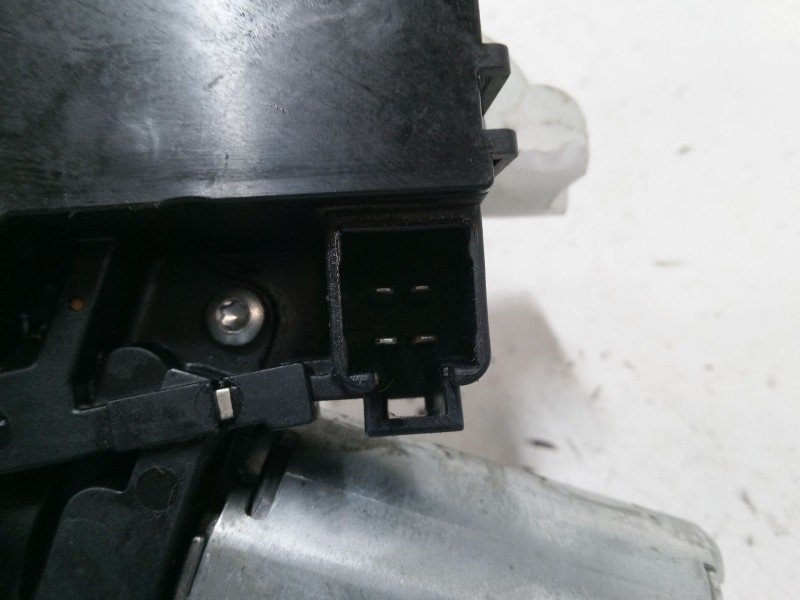 Recambio de motor limpia trasero para toyota yaris (_p9_) 1.4 d-4d (nlp90_) referencia OEM IAM 0390201825  