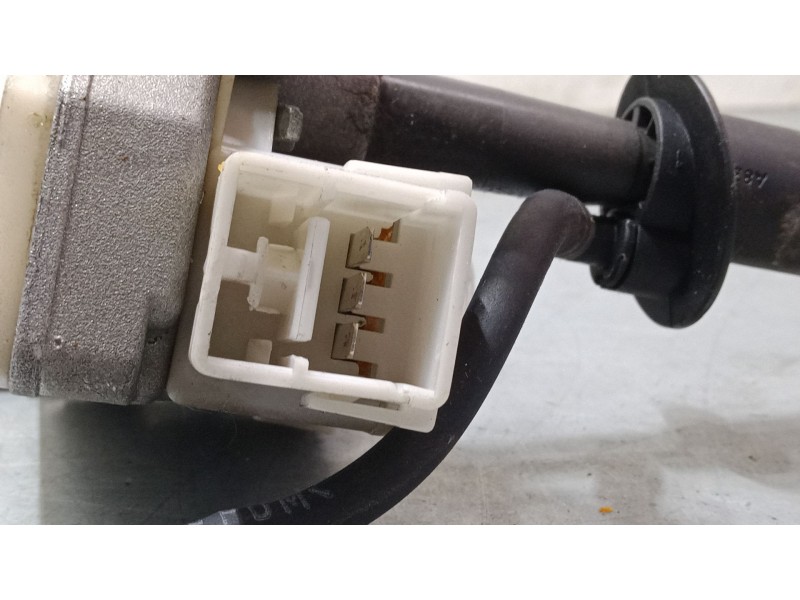 Recambio de motor limpia trasero para fiat punto (176_) 60 1.2 (176ap, 176ar, 176aq, 176bb) referencia OEM IAM 79300183  