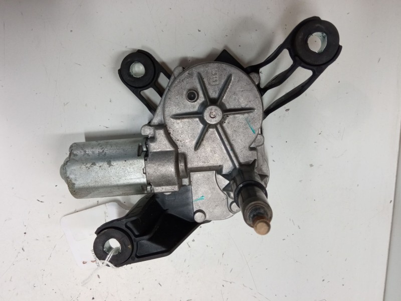 Recambio de motor limpia trasero para opel astra h (a04) 1.6 (l48) referencia OEM IAM 13105981 0390201591 