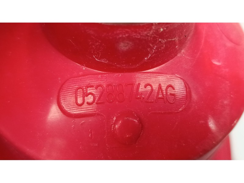 Recambio de piloto trasero derecho para chrysler pt cruiser (pt_) 1.6 referencia OEM IAM 05288742AG  