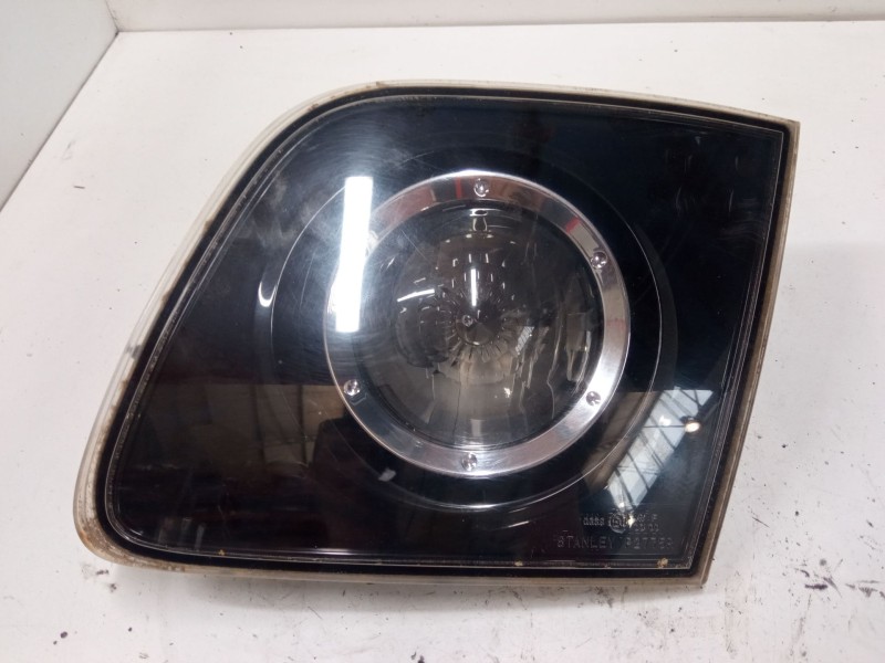 Recambio de piloto trasero porton derecho para mazda 3 sedán (bk) 1.6 di turbo (bk12y) referencia OEM IAM   