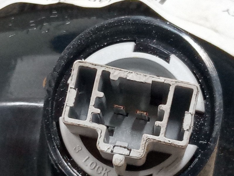 Recambio de piloto trasero porton derecho para mazda 3 sedán (bk) 1.6 di turbo (bk12y) referencia OEM IAM   