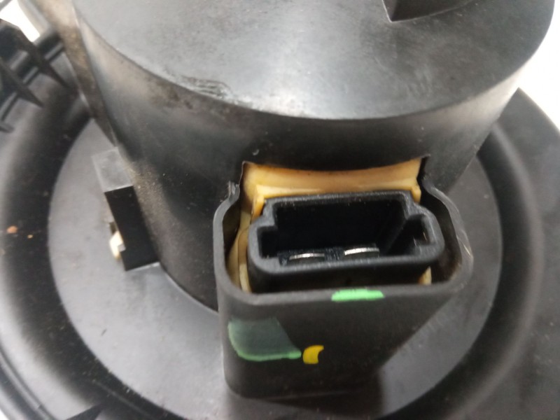 Recambio de motor calefaccion para opel zafira a monospace (t98) 2.0 dti 16v (f75) referencia OEM IAM 90437893  