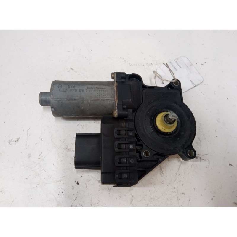Recambio de motor elevaluna delantero izquierdo para ford mondeo iii sedán (b4y) 2.0 16v tddi / tdci referencia OEM IAM   