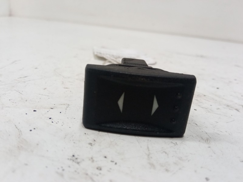 Recambio de mando elevalunas trasero derecho para ford mondeo iii sedán (b4y) 2.0 16v tddi / tdci referencia OEM IAM   