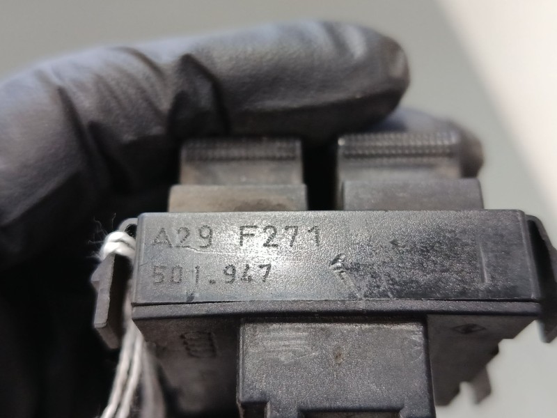 Recambio de mando elevalunas delantero izquierdo para audi a3 (8l1) 1.9 tdi referencia OEM IAM 8L0959851  