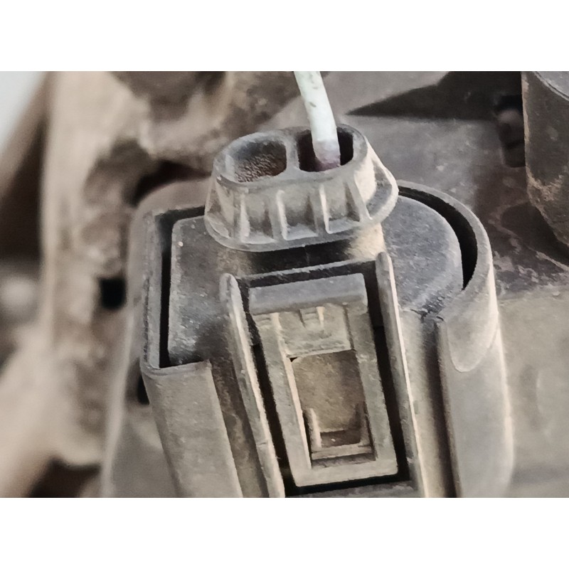 Recambio de alternador para ford fiesta vi (cb1, ccn) 1.4 tdci referencia OEM IAM AV6N10300DB 31285658 