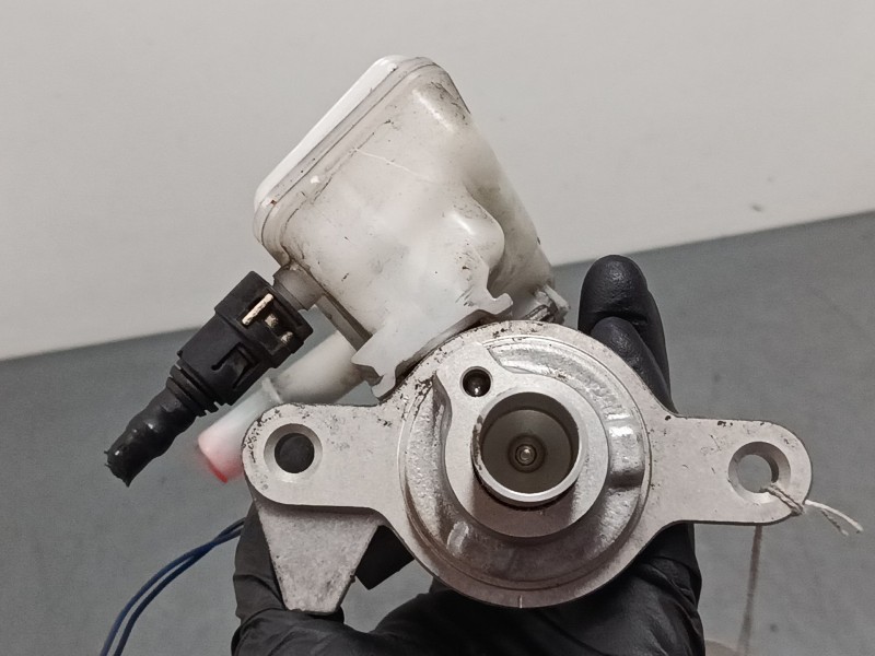 Recambio de bomba freno para ford fiesta vi (cb1, ccn) 1.4 tdci referencia OEM IAM 0204054029  
