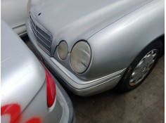mercedes-benz clase e (w210) del año 1996 2