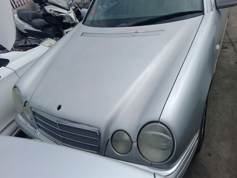 mercedes-benz clase e (w210) del año 1996