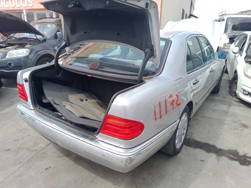 mercedes-benz clase e (w210) del año 1996