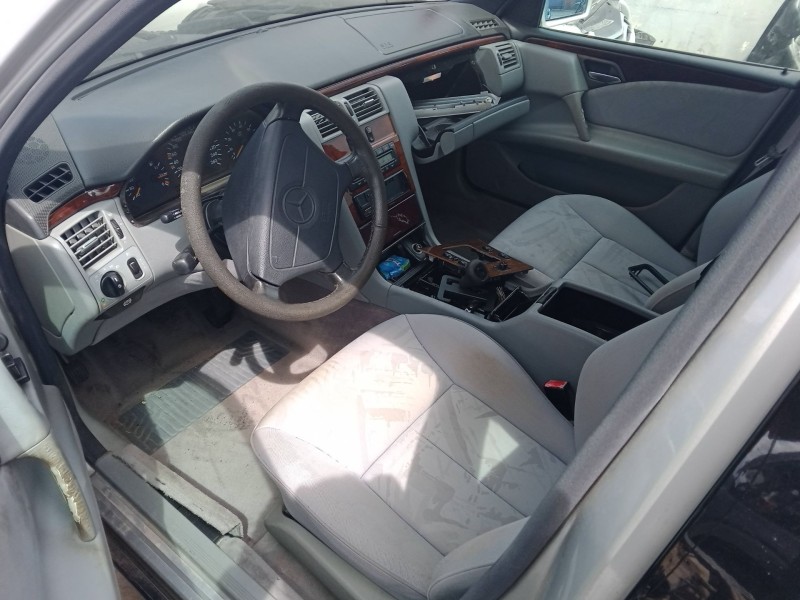 mercedes-benz clase e (w210) del año 1996