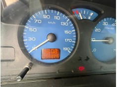 peugeot 106 ii (1a_, 1c_) del año 2000 2