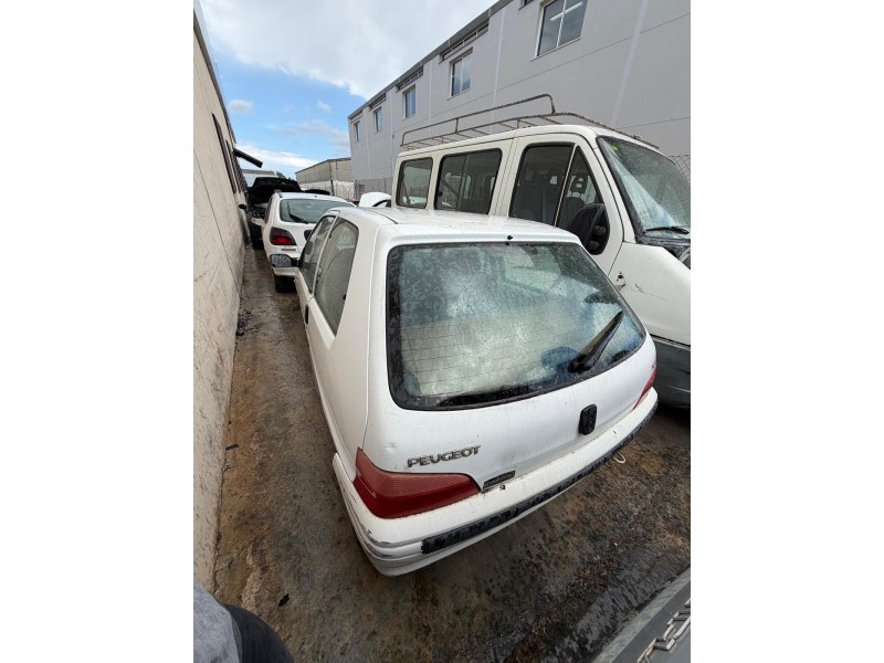 peugeot 106 ii (1a_, 1c_) del año 2000