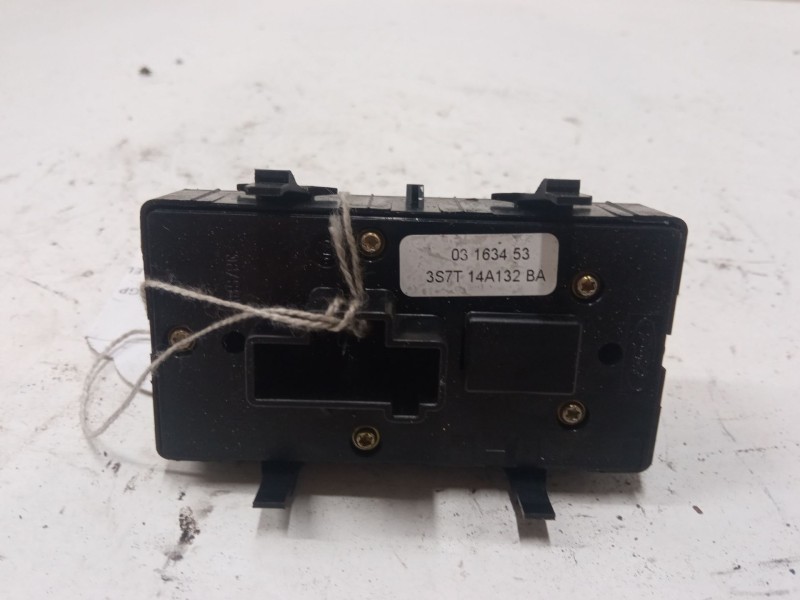 Recambio de mando elevalunas delantero izquierdo para ford mondeo iii sedán (b4y) 2.0 16v tddi / tdci referencia OEM IAM 3S7T14A