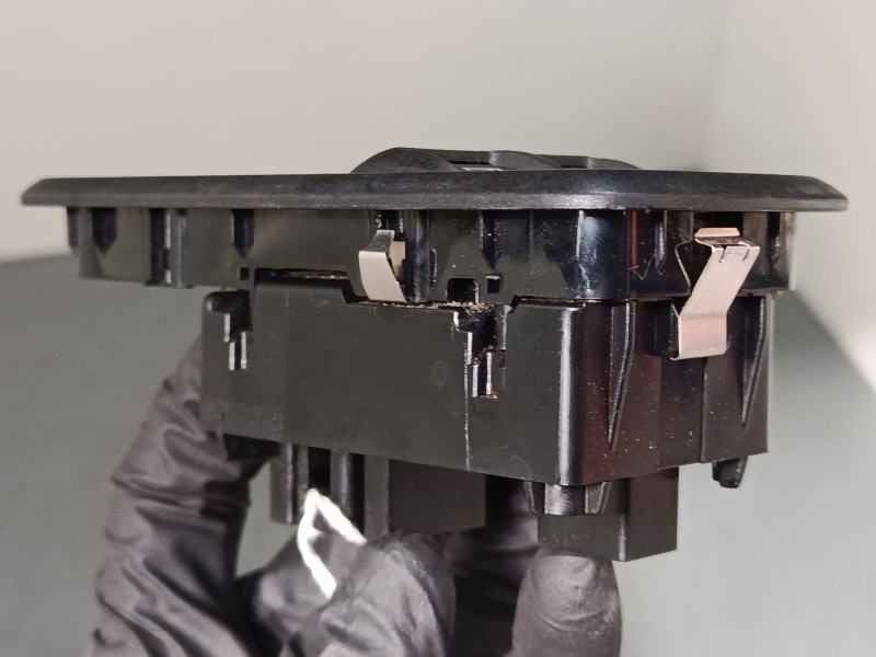 Recambio de mando elevalunas delantero izquierdo para ford fiesta vi (cb1, ccn) 1.4 tdci referencia OEM IAM 6A6T14A132AC  