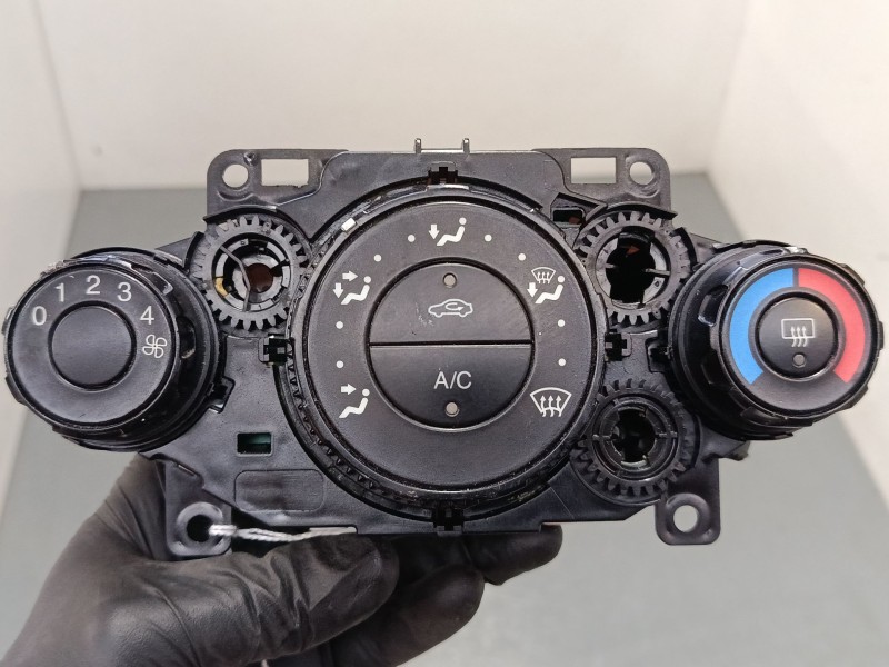 Recambio de mando calefaccion / a/a para ford fiesta vi (cb1, ccn) 1.4 tdci referencia OEM IAM 6A6119980AE  