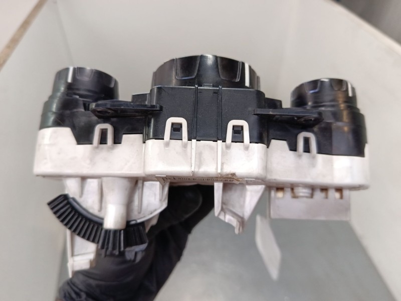 Recambio de mando calefaccion / a/a para ford fiesta vi (cb1, ccn) 1.4 tdci referencia OEM IAM 6A6119980AE  