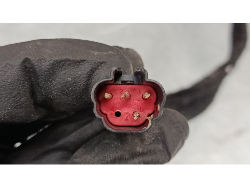 Recambio de maneta exterior electrica porton para ford fiesta vi (cb1, ccn) 1.4 tdci referencia OEM IAM 8A61A43404B  
