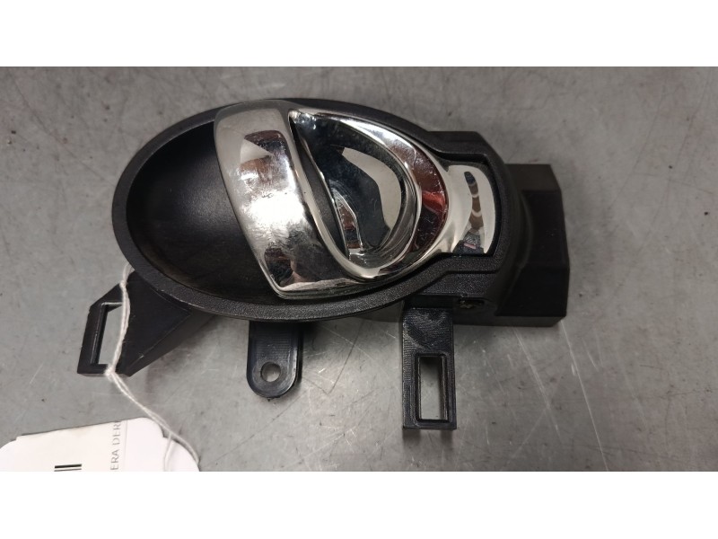Recambio de maneta interior puerta trasera derecha para nissan juke (f15) 1.2 dig-t referencia OEM IAM 80670BA61A  