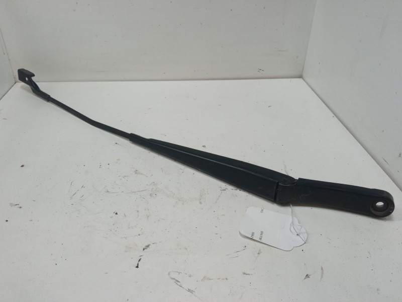 Recambio de brazo limpia delantero derecho para volkswagen passat b6 (3c2) 2.0 tdi 16v referencia OEM IAM   