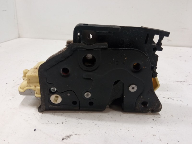Recambio de cerradura puerta delantera derecha para volkswagen passat b6 (3c2) 2.0 tdi 16v referencia OEM IAM   