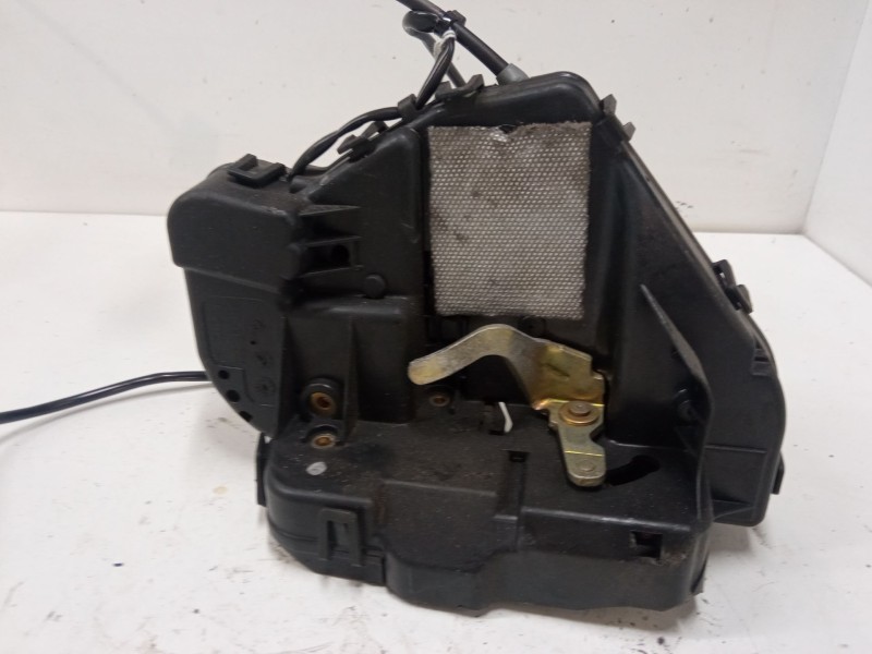 Recambio de cerradura puerta trasera izquierda para mercedes-benz clase e (w211) e 270 cdi (211.016) referencia OEM IAM   