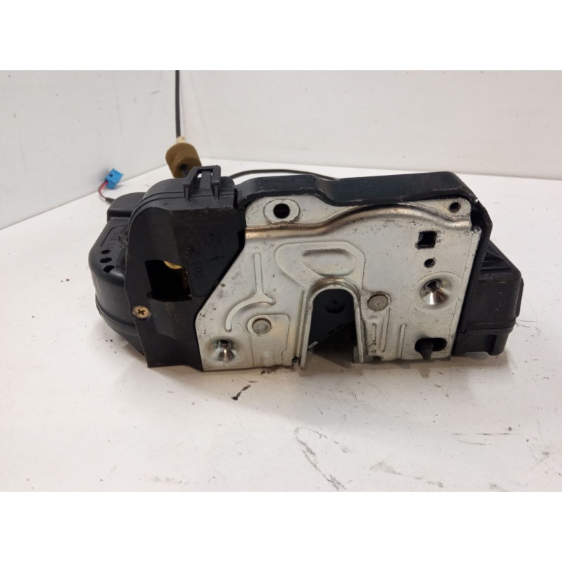 Recambio de cerradura puerta trasera izquierda para mercedes-benz clase e (w211) e 270 cdi (211.016) referencia OEM IAM   