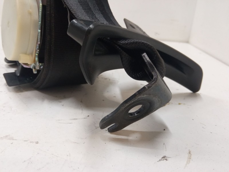 Recambio de cinturon seguridad trasero izquierdo para volkswagen passat b6 (3c2) 2.0 tdi 16v referencia OEM IAM   