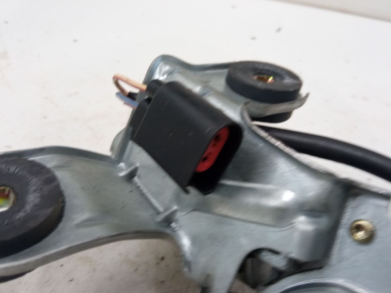 Recambio de motor limpia trasero para ford fiesta iv (ja_, jb_) 1.3 i referencia OEM IAM   