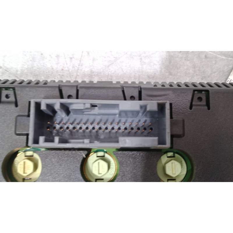 Recambio de pantalla interior reloj para opel corsa d (s07) 1.3 cdti (l08, l68) referencia OEM IAM 13284430 283301113 565412769