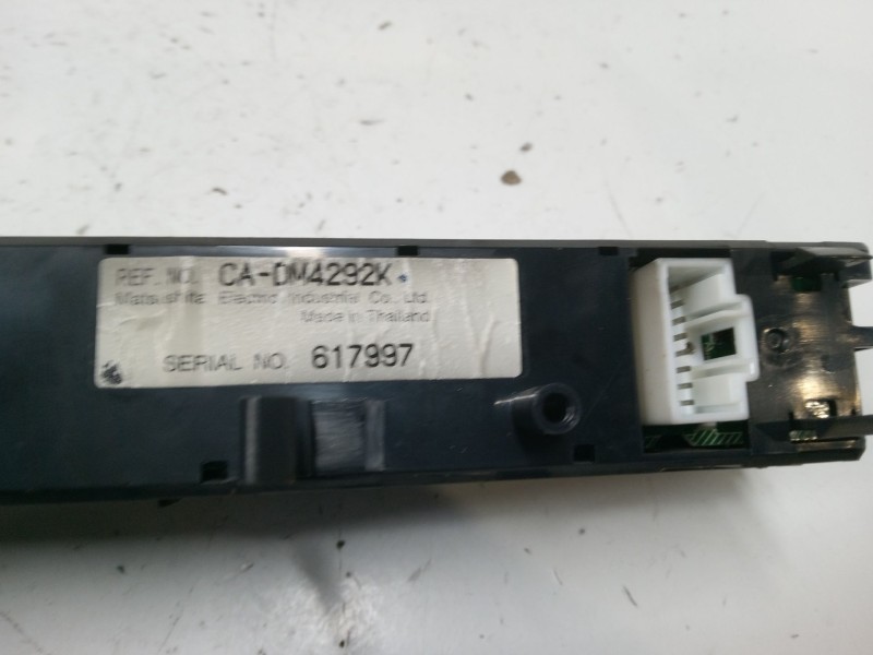 Recambio de pantalla interior reloj para mazda 6 hatchback (gg) 2.0 di (gg14) referencia OEM IAM   