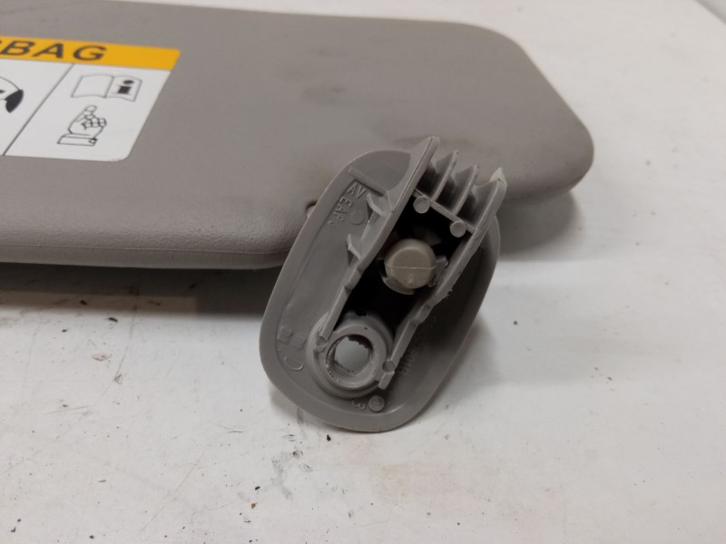 Recambio de parasol derecho para dacia sandero ii (b8_) tce 90 (b8m1, b8ma) referencia OEM IAM   