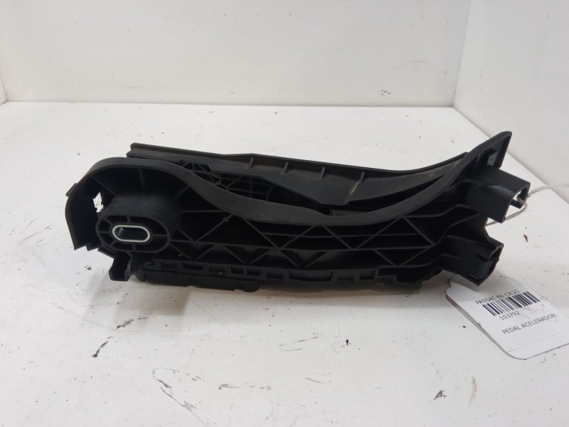 Recambio de pedal acelerador para volkswagen passat b6 (3c2) 2.0 tdi 16v referencia OEM IAM 1K1721503L  
