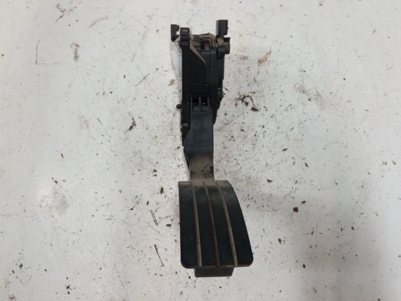 Recambio de pedal acelerador para dacia sandero ii (b8_) 1.5 dci 75 / blue dci 75 (b8jw, b8m4, b8ah, b8m7, b8m6) referencia OEM 