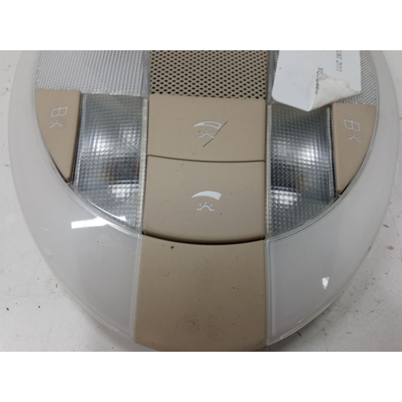 Recambio de luz interior trasera para mercedes-benz clase e (w211) e 270 cdi (211.016) referencia OEM IAM A2118202001  