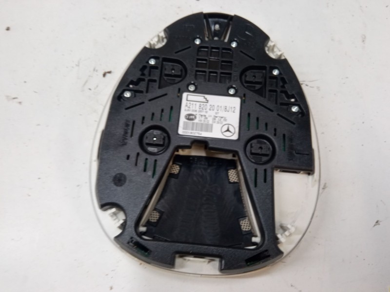 Recambio de luz interior trasera para mercedes-benz clase e (w211) e 270 cdi (211.016) referencia OEM IAM A2118202001  