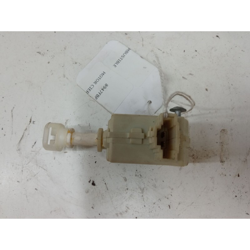Recambio de motor cierre centralizado tapa combustible para volkswagen passat b6 (3c2) 2.0 tdi 16v referencia OEM IAM 3c0810773 