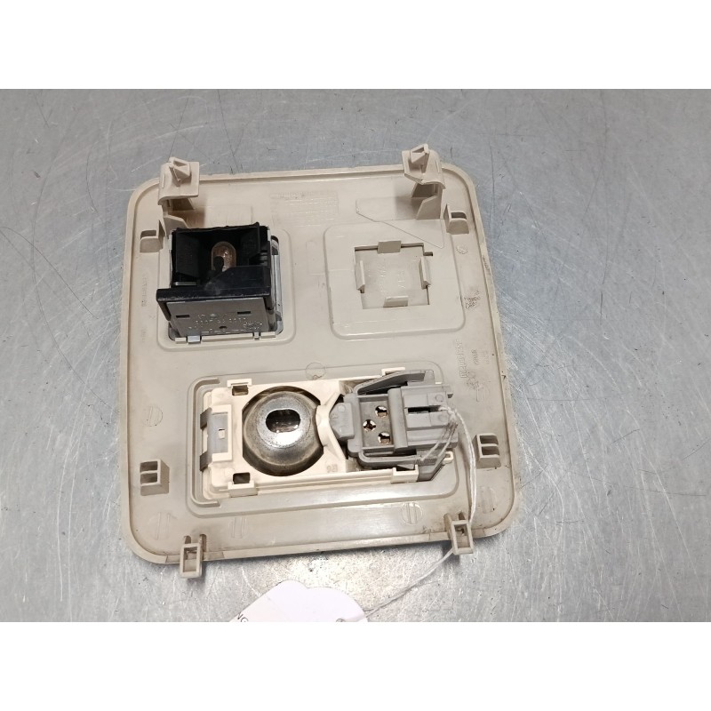 Recambio de luz interior delantera para citroën berlingo / berlingo first furgoneta/monovolumen (m_) 1.9 d 70 (mbwjz, mcwjz) ref